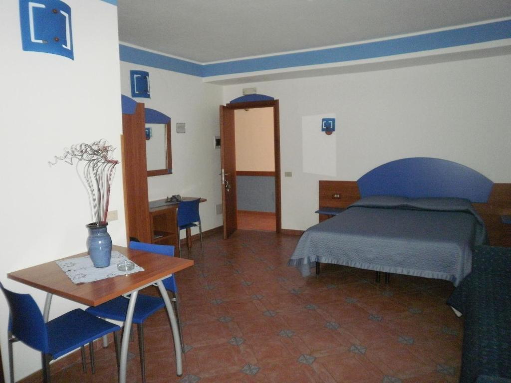 Sogni Nel Blu Isola di Ustica Quarto foto